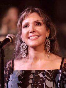 نادية مصطفى تحسم الجدل حول حالتها الصحية وتكشف الحقيقة