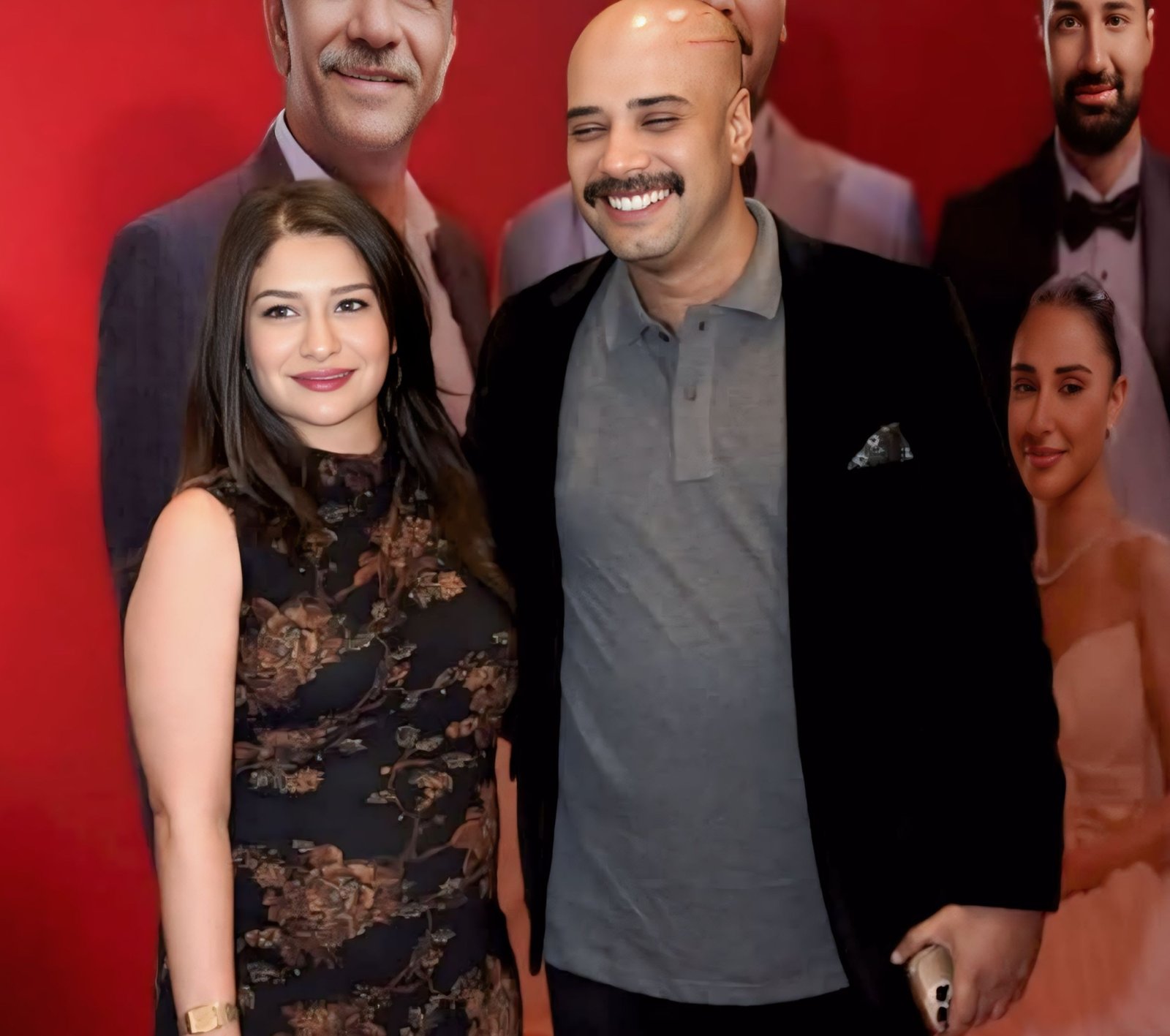حاتم صلاح يصطحب زوجته إلى العرض الخاص لفيلم "الكلام على إيه" وسط أجواء فنية مميزة وتفاعل كبير من النجوم