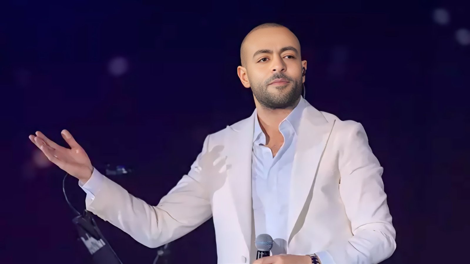 تامر عاشور يشعل أجواء الإمارات بحفل غنائي ضخم اليوم