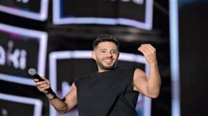 عمرو مصطفى يتعاون مع حماقي في ألبوم سمعوني بـ7 أغانٍ