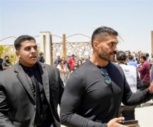 خالد سليم يودع هاني شاكر بكلمات مؤثرة: إلى اللقاء أمير الغناء العربي