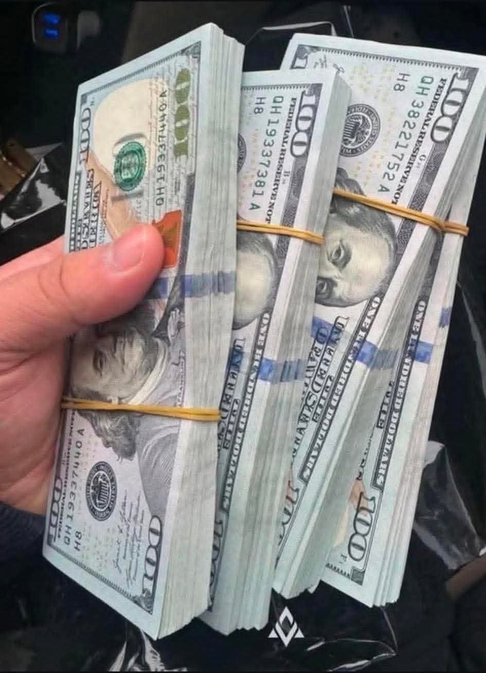الدولار يقترب من 53 جنيهًا في البنوك المصرية.. ارتفاع جديد وسط توقعات بمزيد من الضغوط على الجنيه 2 الدولار يقترب من 53 جنيهًا في البنوك المصرية.. ارتفاع جديد وسط توقعات بمزيد من الضغوط على الجنيه