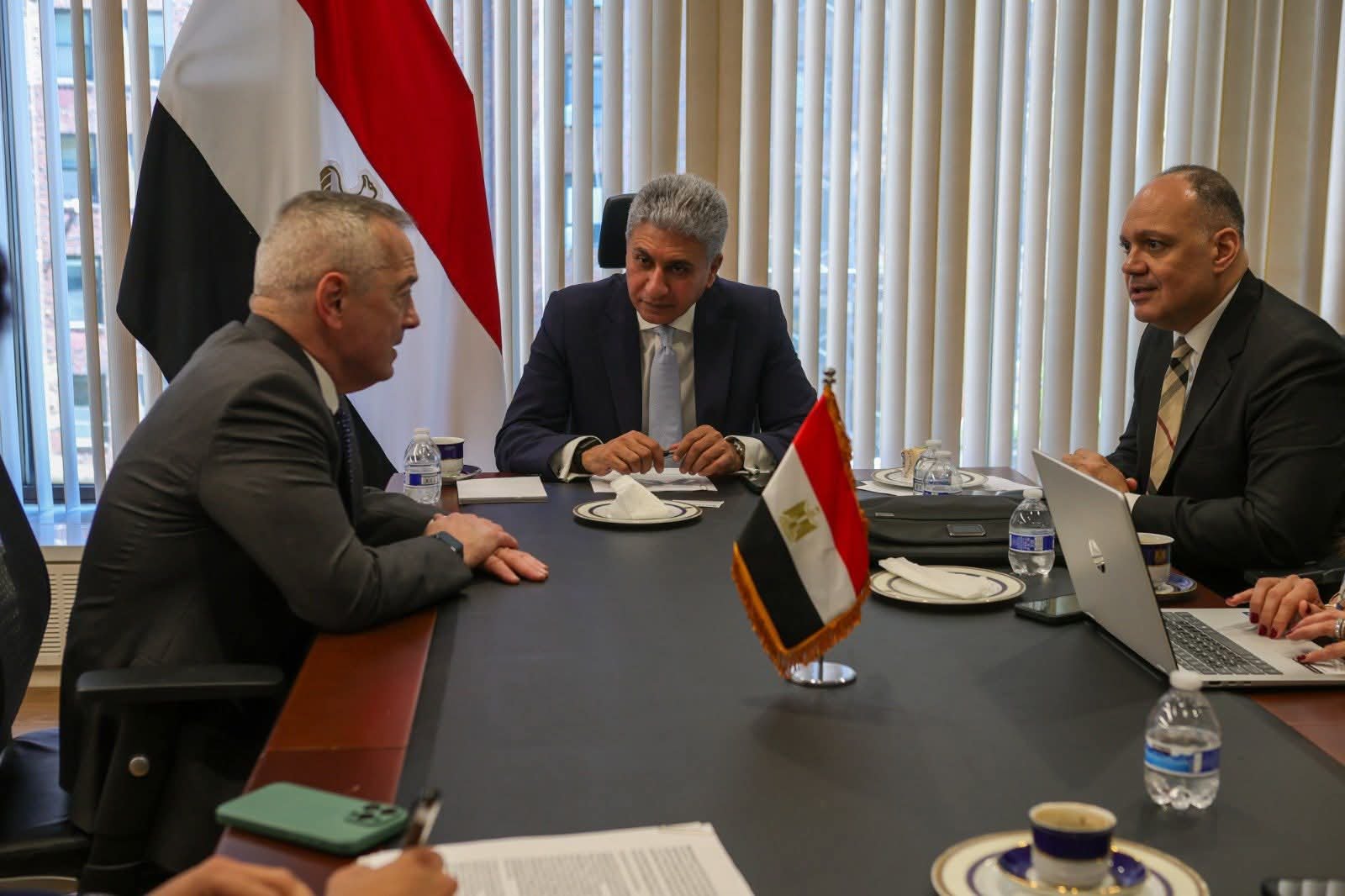 وزير السياحة