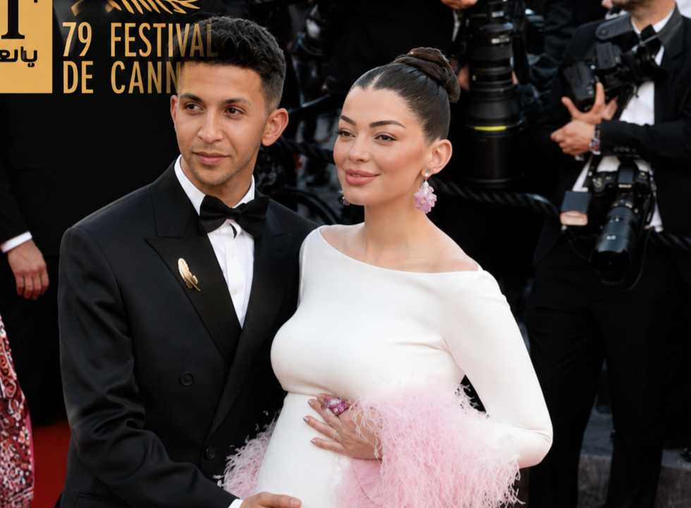 حمل ليلى أحمد زاهر يخطف الأنظار في مهرجان كان السينمائي