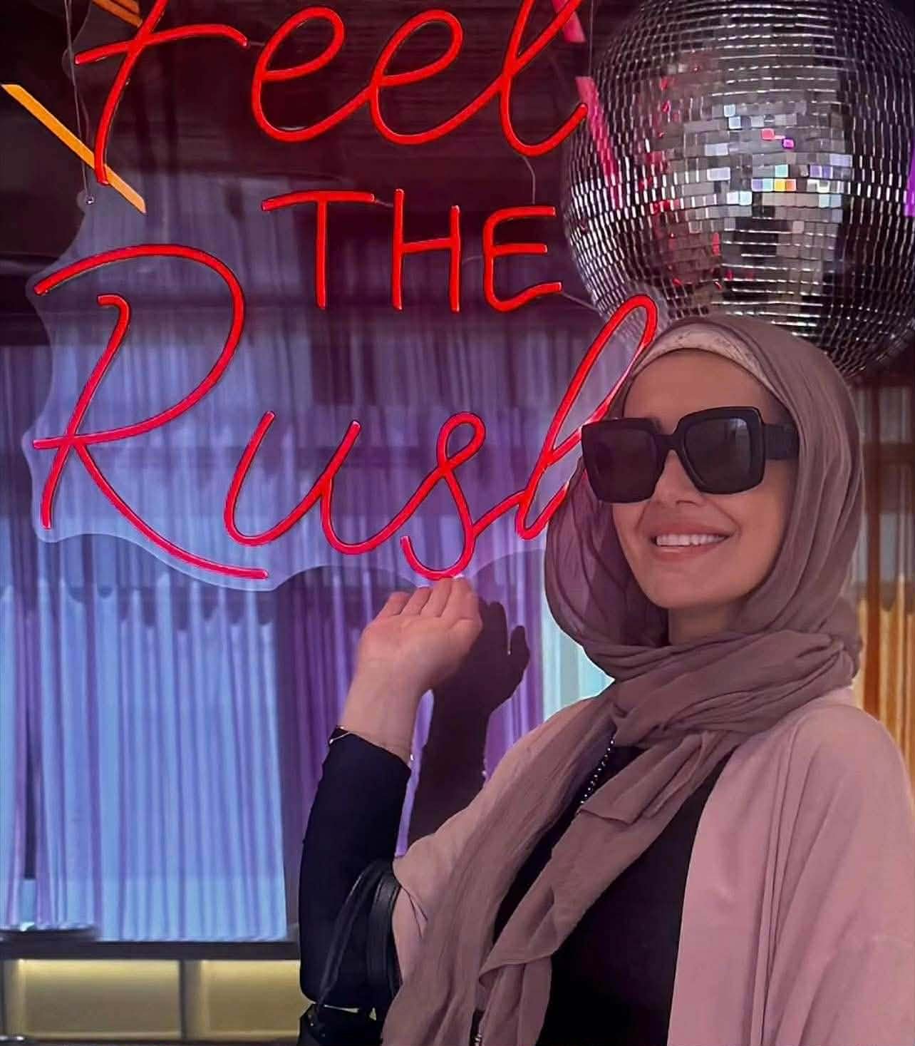 هنا شيحا تدعم شقيقتها رشا بافتتاح مشرعها الجديد.. رسالة مؤثرة واحتفال عائلي مميز 2 هنا شيحا تدعم شقيقتها رشا بافتتاح مشرعها الجديد.. رسالة مؤثرة واحتفال عائلي مميز