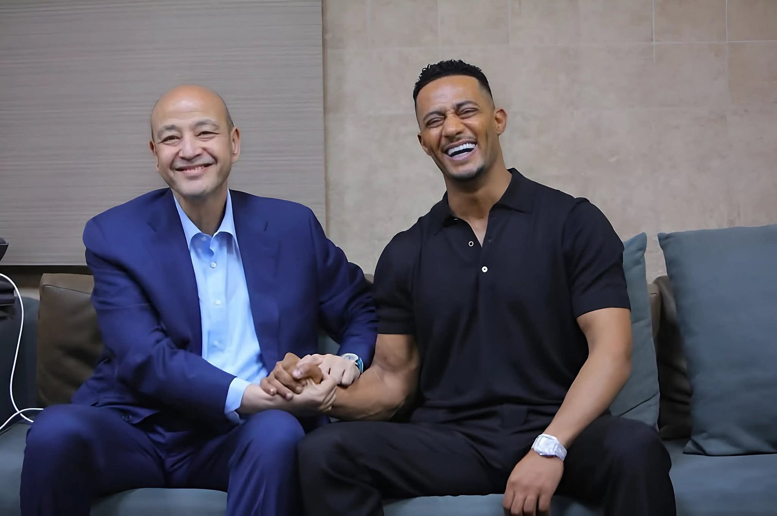محمد رمضان وعمرو أديب يشعلان السوشيال ميديا بعد ظهور مفاجئ