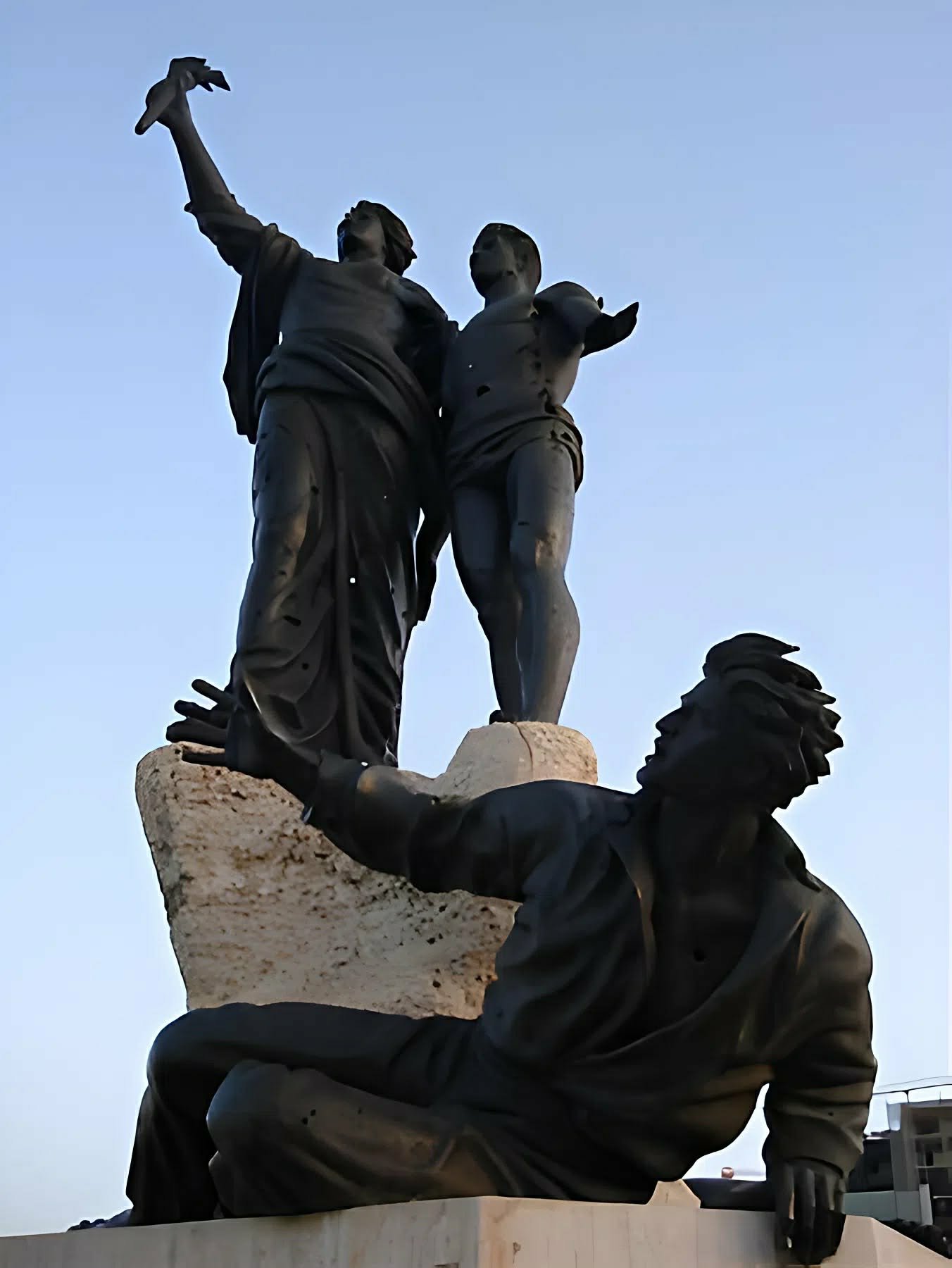مناسبات 5 مايو حول العالم.. يوم الطفل وعيد التحرير وذكرى الشهداء في مشهد عالمي متنوع