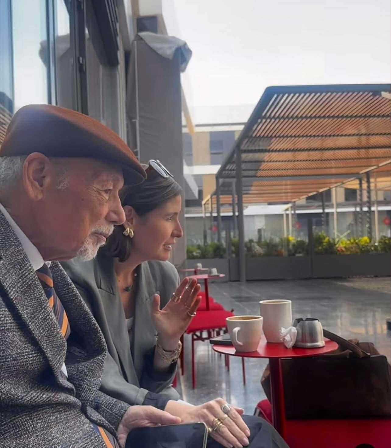 هنا شيحا تدعم شقيقتها رشا بافتتاح مشرعها الجديد.. رسالة مؤثرة واحتفال عائلي مميز