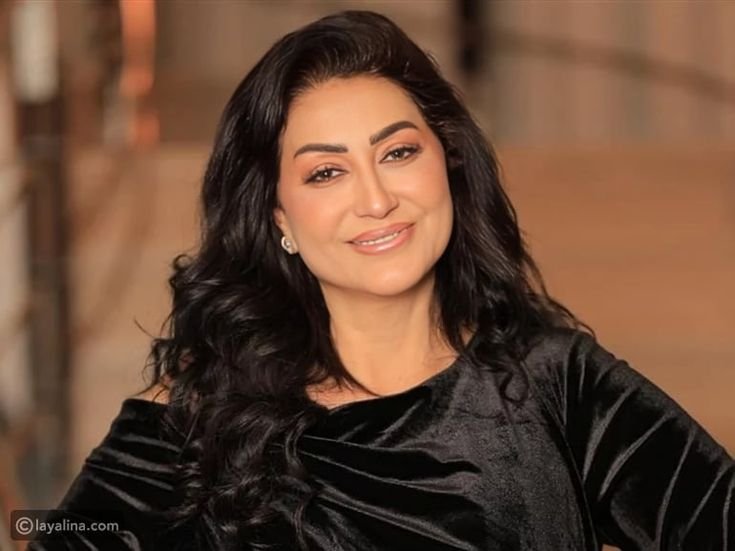 وفاء عامر.. رحلة فنية حافلة في ذكرى ميلاد نجمة الدراما المصرية