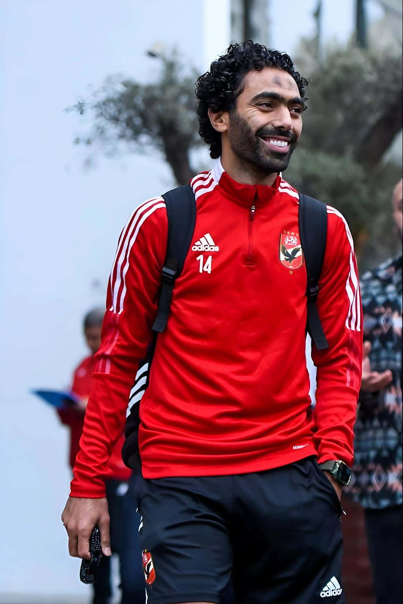 تجديد عقود الأهلي.. أحمد حسن يكشف موقف حسين الشحات وكوكا 2 تجديد عقود الأهلي.. أحمد حسن يكشف موقف حسين الشحات وكوكا