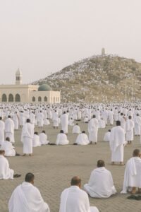 رئيس البعثة الرسمية للحج: عودة حجاج القرعة المتعجلين إلى مقار إقامتهم بمكة غدًا