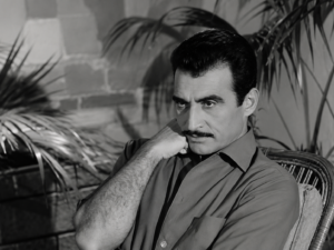 ذكرى وفاة أحمد مظهر.. رحلة فارس السينما المصرية وأبرز أعماله