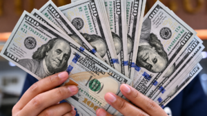 سعر الدولار اليوم في مصر السبت 30 مايو 2026.. أعلى سعر بالبنوك يسجل 52.29 جنيهًا خلال إجازة عيد الأضحى 2 سعر الدولار اليوم في مصر السبت 30 مايو 2026.. أعلى سعر بالبنوك يسجل 52.29 جنيهًا خلال إجازة عيد الأضحى