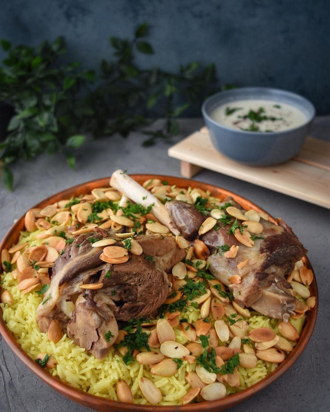 كيف تتجنب مشاكل الهضم في العيد؟.. نصائح مهمة بعد الإفراط في تناول اللحوم والدهون 3 كيف تتجنب مشاكل الهضم في العيد؟.. نصائح مهمة بعد الإفراط في تناول اللحوم والدهون