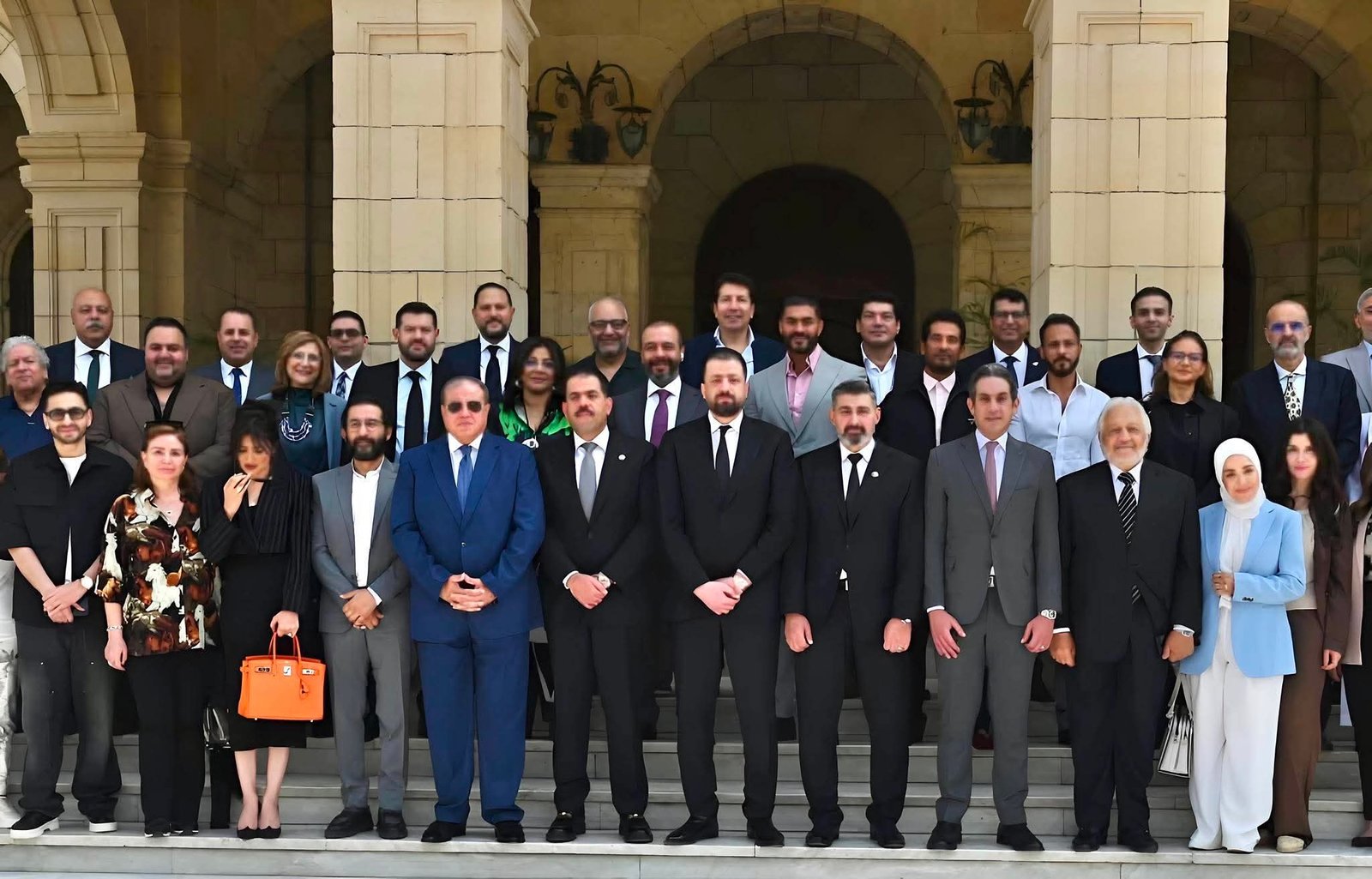 إلهام شاهين تشكر مجلس الشيوخ بعد مناقشة قانون حماية الملكية الفكرية وحقوق الأداء العلني للفنانين