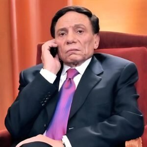 عادل إمام.. حكاية الزعيم من السيدة عائشة إلى قمة الفن العربي