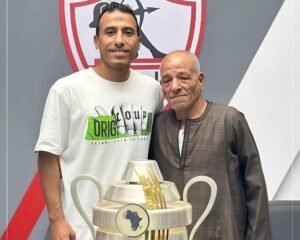 وفاة والد محمد عبد الشافي نجم الزمالك السابق بعد صراع مع المرض