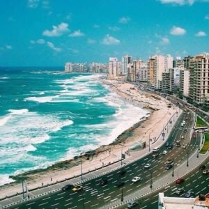 شواطئ الإسكندرية الأكثر إقبالًا في عيد الأضحى 2026.. المعمورة والعجمي وستانلي تتصدر المشهد