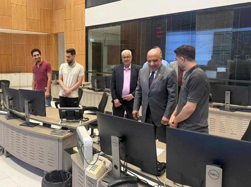 وزير الكهرباء يتابع استقرار الشبكة الموحدة من المركز القومي للتحكم في أول أيام عيد الأضحى.. وارتفاع الأحمال إلى 36 ألف ميجاوات