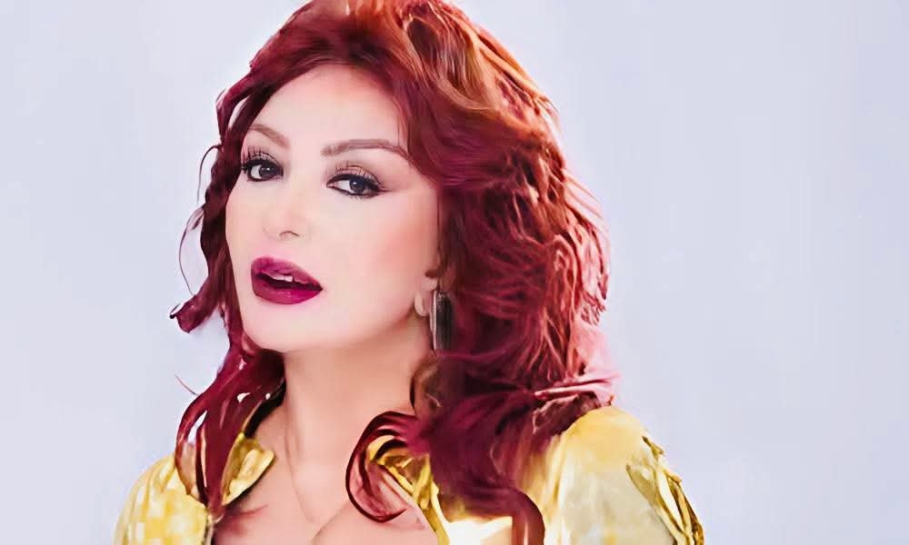 نبيلة عبيد