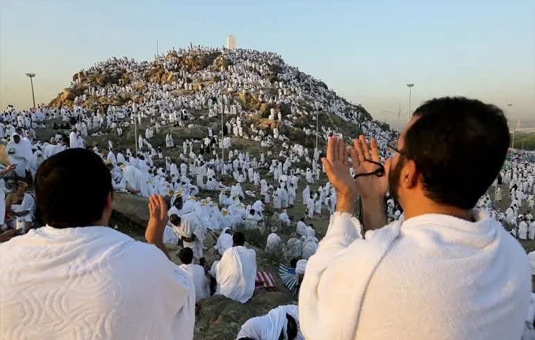 الداخلية توجه 5 تحذيرات عاجلة للحجاج المصريين قبل التصعيد إلى عرفات ومنى