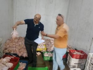 ضبط أغذية فاسدة بالإسكندرية.. التحفظ على 52 طن زيوت ودواجن مجهولة المصدر بحي شرق