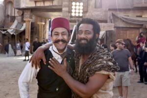 علي قاسم يكشف كواليس فيلم “أسد” مع محمد رمضان.. صور جديدة تشعل حماس الجمهور للعمل التاريخي الضخم