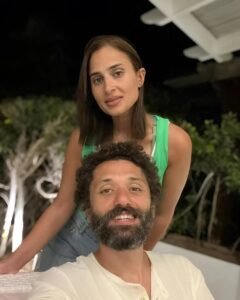 مصممة الأزياء آن الرفاعي تقاضي كريم محمود عبد العزيز.. خلافات الانفصال تصل إلى ساحات القضاء