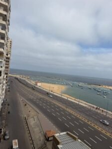 استعدادًا لصيف 2026.. محافظة الإسكندرية تنتهي من أعمال التخطيط الأرضي بطريق الكورنيش وإشارات عبور المشاة 3 استعدادًا لصيف 2026.. محافظة الإسكندرية تنتهي من أعمال التخطيط الأرضي بطريق الكورنيش وإشارات عبور المشاة