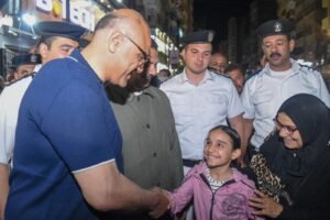 محافظ الإسكندرية يستمع لشكاوى المواطنين ويتابع مستوى الخدمات بحي المنتزه ثان 4 محافظ الإسكندرية يستمع لشكاوى المواطنين ويتابع مستوى الخدمات بحي المنتزه ثان
