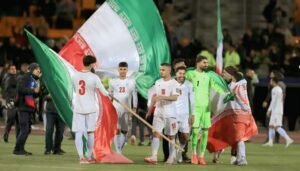 اتحاد الكرة الإيراني يهدد بسبب تأشيرات أمريكا قبل كأس العالم