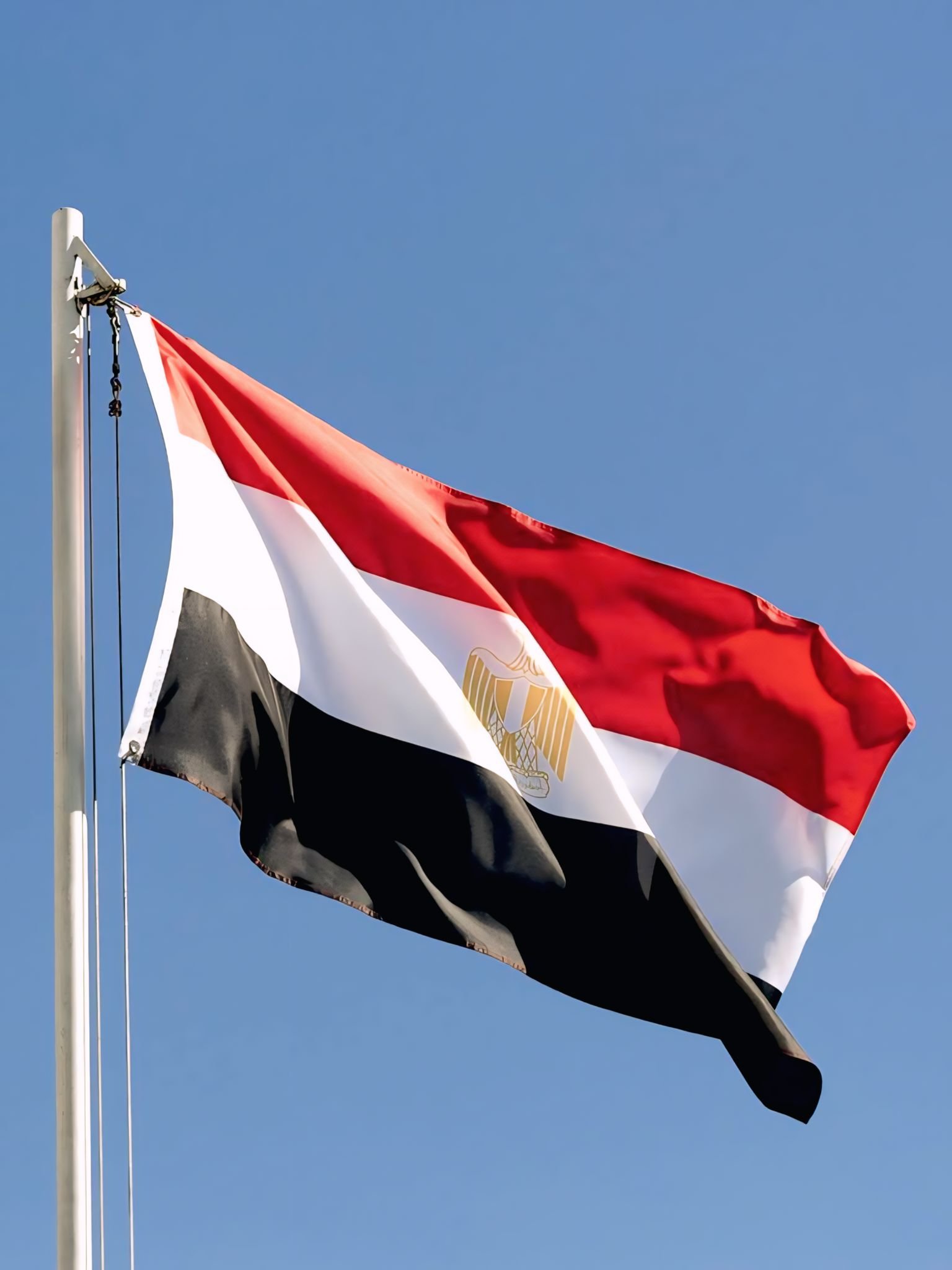 مصر تدين استهداف الكويت والبحرين وتؤكد دعمها الكامل لأمن الخليج