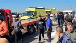 مصرع شخص وإصابة آخر … 5 تفاصيل عن انقلاب موتوسيكل في المقطم
