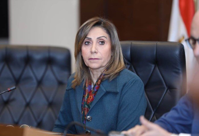 وزيرة الثقافة تنعى زوج الدكتورة نيفين الكيلاني وتتقدم بخالص العزاء