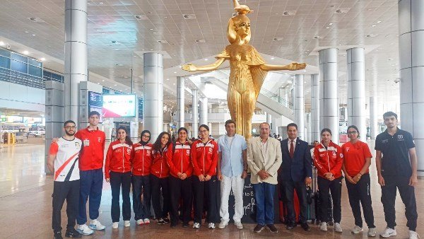 بعد تصدر بطولة أفريقيا بـ19 ميدالية.. وزارة الشباب تستقبل بعثة المنتخب الوطني للسلاح