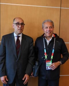 سفير مصر في كندا يستقبل بعثة منتخب مصر استعدادًا لمواجهة نيوزيلندا في كأس العالم 2026