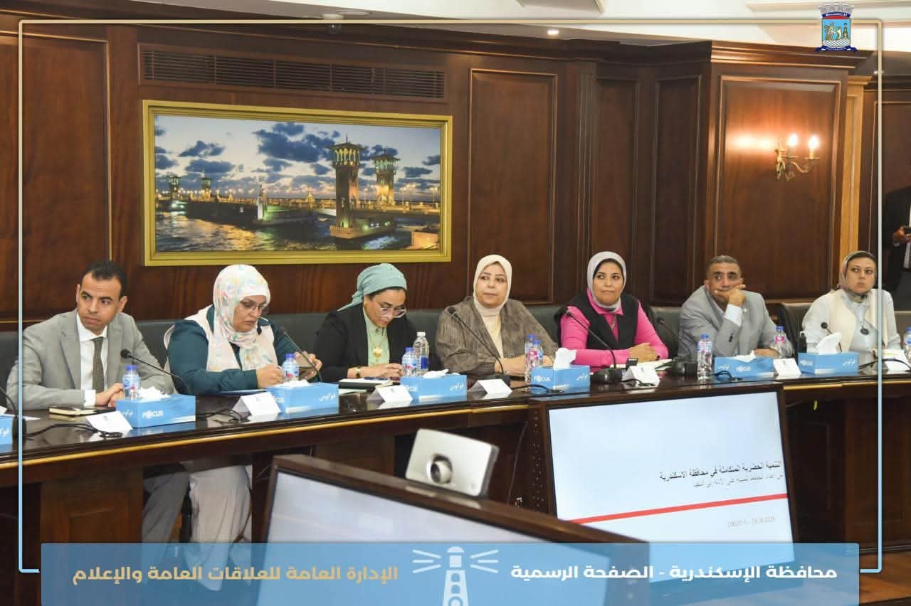 محافظ الإسكندرية يستعرض مشروعات تطوير منطقتي اللبان وكرموز لخدمة 168 ألف مواطن