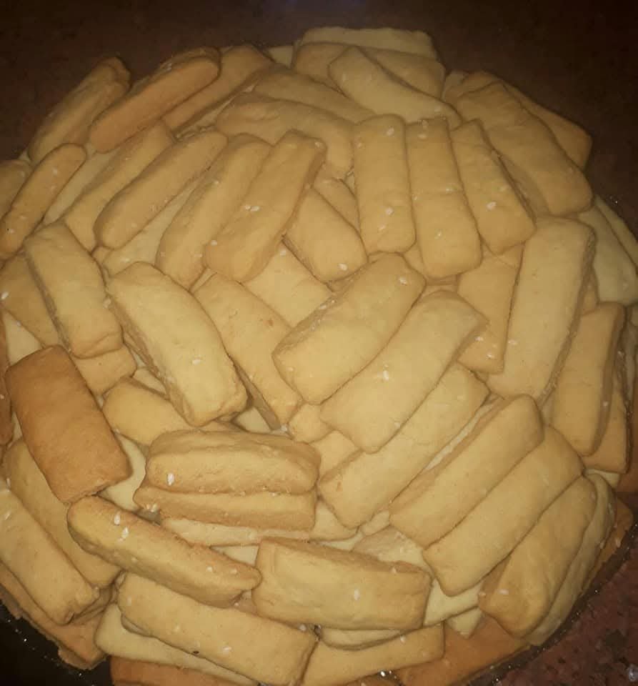 المنين