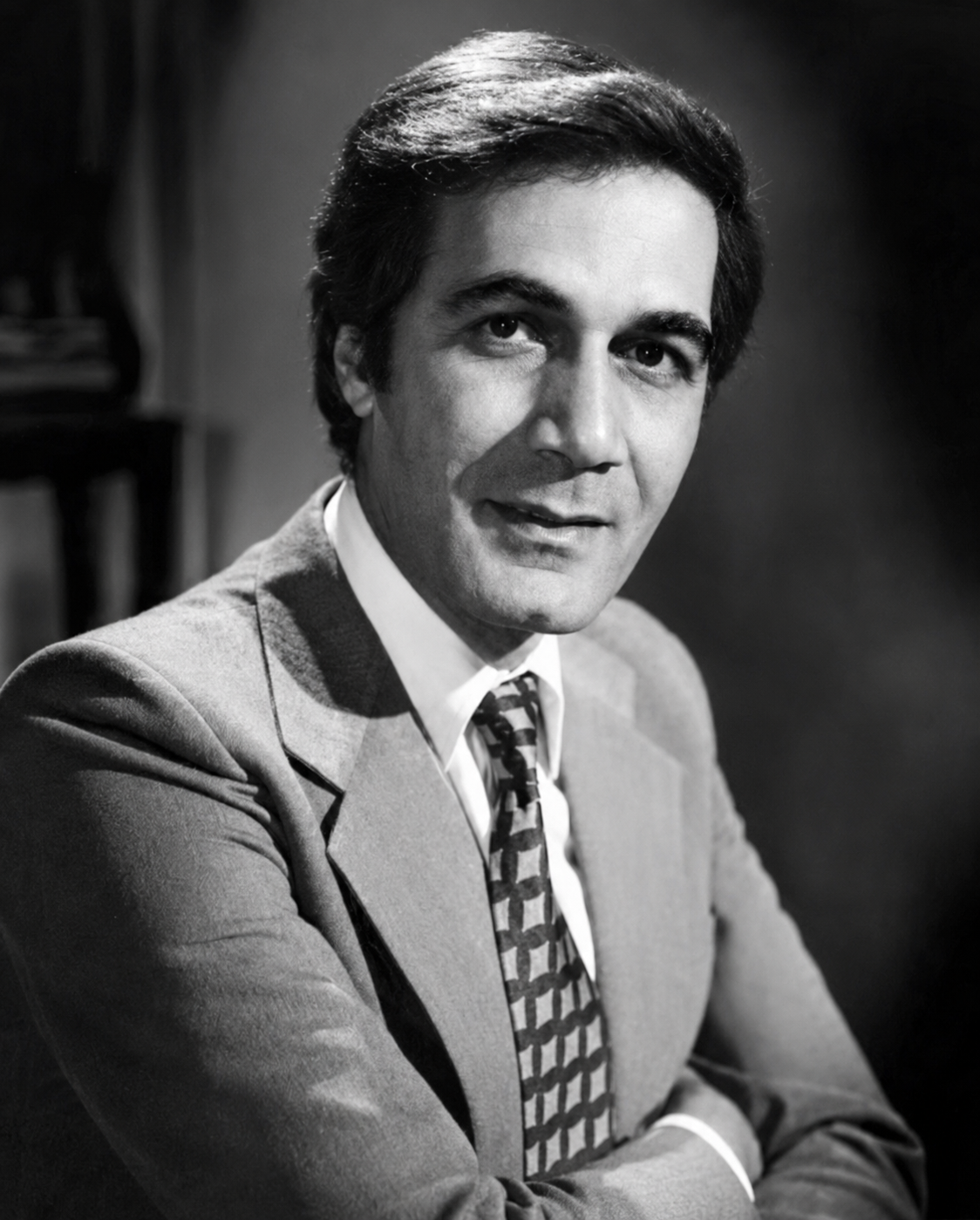 ذكرى ميلاد محمود ياسين.. فتى الشاشة الأول الذي صنع مجدًا خالدًا في السينما والدراما المصرية