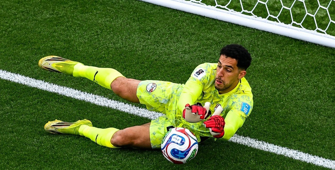 مصطفى شوبير أفضل حارس في دور المجموعات بكأس العالم.. إنجاز جديد بتقييم WhoScored العالمي