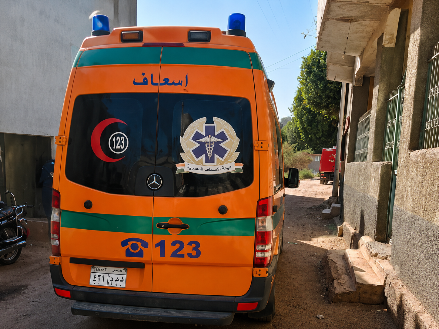تسرب غاز الكلور بمحطة مياه بنها.. إصابة 12 شخصًا بحالات اختناق واستقرار حالتهم الصحية