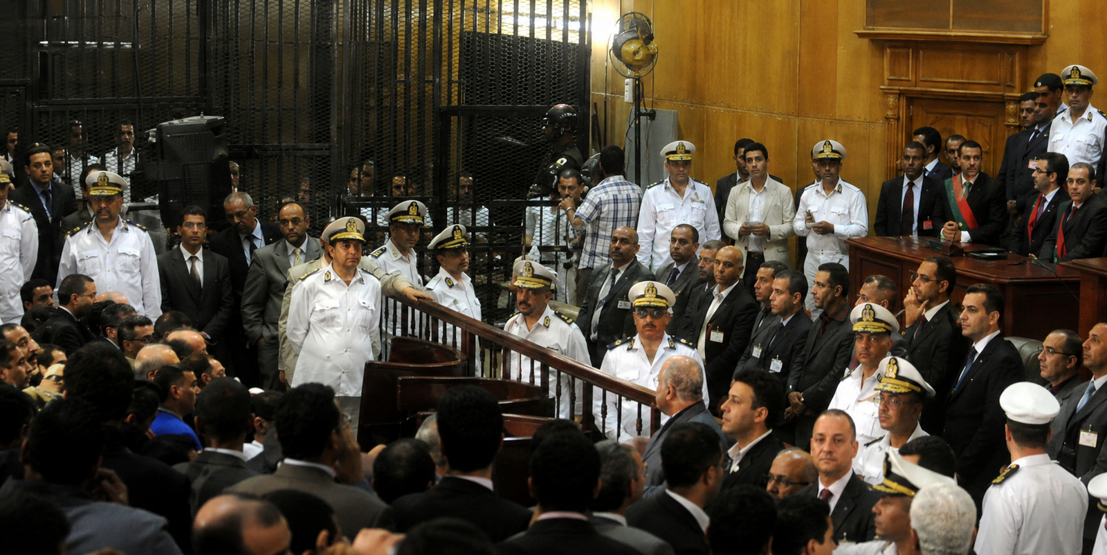 في مثل هذا اليوم.. الحكم على حسني مبارك بالمؤبد يهزّ الشارع المصري بعد ثورة يناير