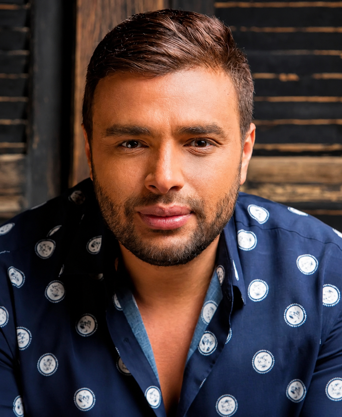 رامي صبري يطرح أغنية "بفرحك وأنت تزعلني" أولى مفاجآت ألبوم "القمر" 4 رامي صبري يطرح أغنية "بفرحك وأنت تزعلني" أولى مفاجآت ألبوم "القمر"