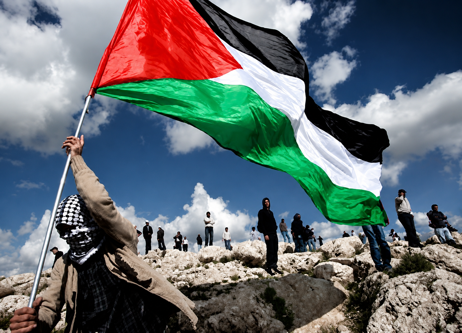 استشهاد 3 فلسطينيين بنيران إسرائيلية في غزة.. وتصاعد التوتر يهدد جهود التهدئة