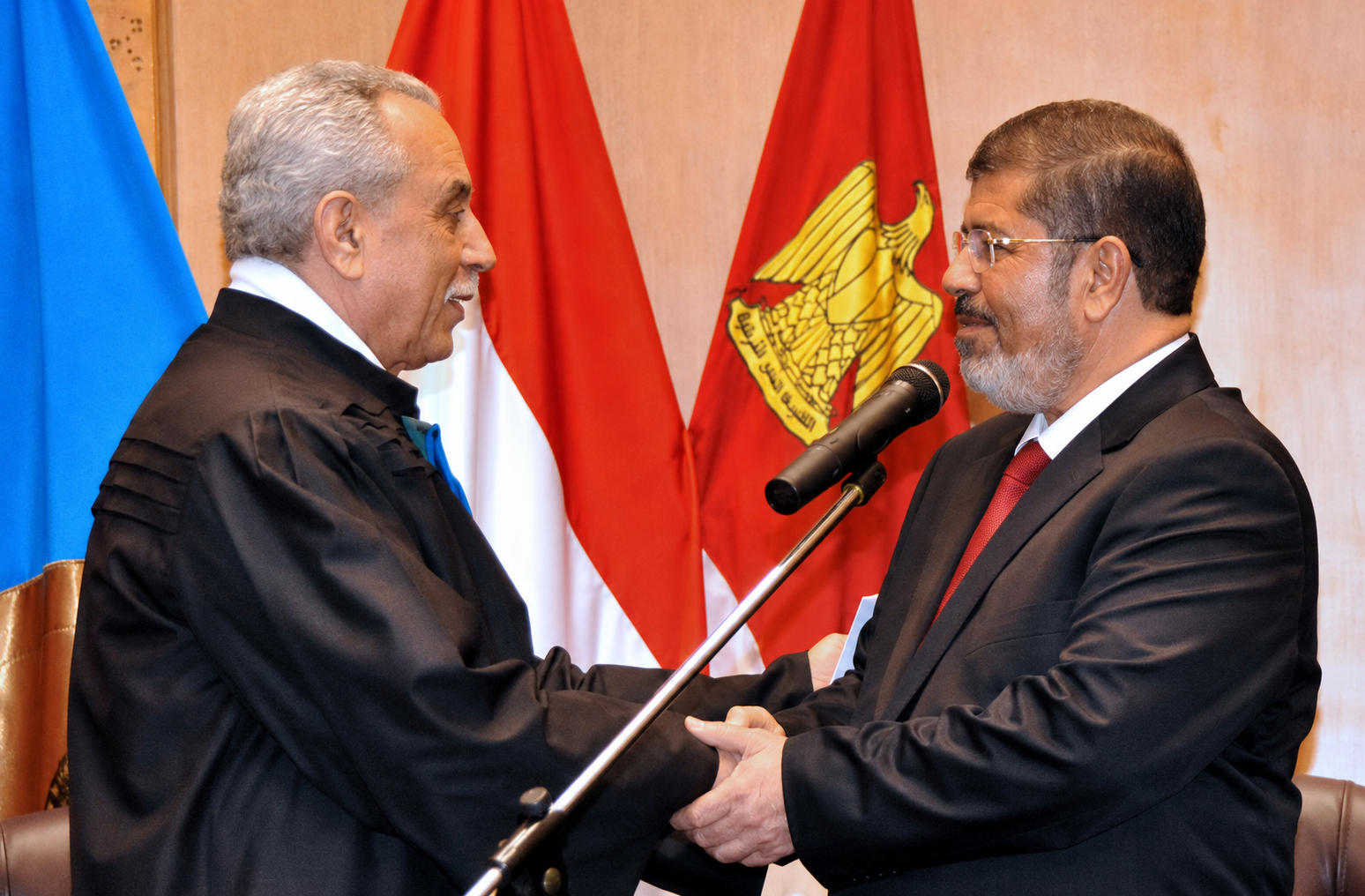 في مثل هذا اليوم.. أداء محمد مرسي اليمين الدستورية رئيسًا لمصر إيذانًا ببدء مرحلة سياسيةجديدة