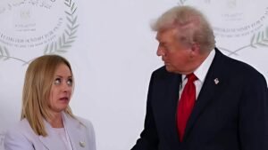 ميلوني تهاجم ترامب وتتهمه باختلاق الوقائع بعد أزمة "صورة قمة السبع" 2 ميلوني تهاجم ترامب وتتهمه باختلاق الوقائع بعد أزمة "صورة قمة السبع"