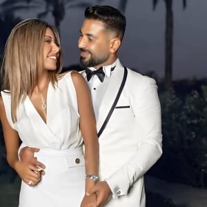 أحمد سعد يحسم الجدل حول علاقته بزوجته.. علياء بسيوني ما زالت زوجتي ومنشور الانفصال كان لحظة غضب