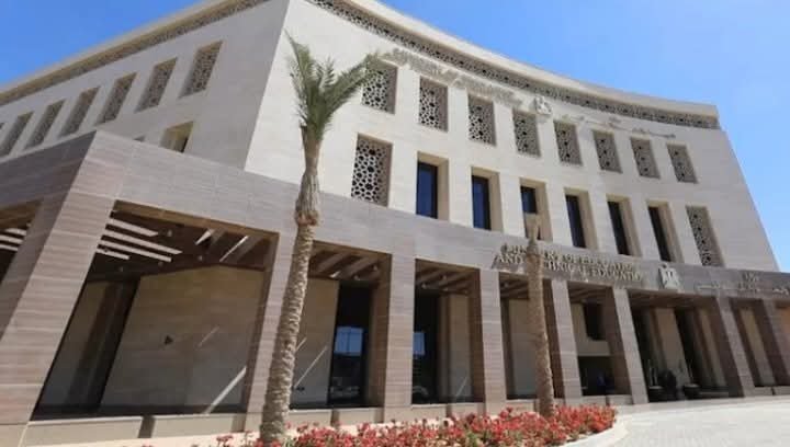 البكالوريا أم الثانوية العامة؟ دليل شامل لطلاب الشهادة الإعدادية لاختيار المسار التعليمي الأنسب