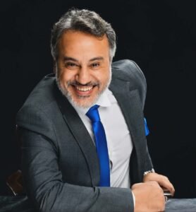 إيهاب فهمي.. محطات فنية بارزة في ذكرى ميلاد الفنان المصري صاحب الحضور المميز 3 إيهاب فهمي.. محطات فنية بارزة في ذكرى ميلاد الفنان المصري صاحب الحضور المميز