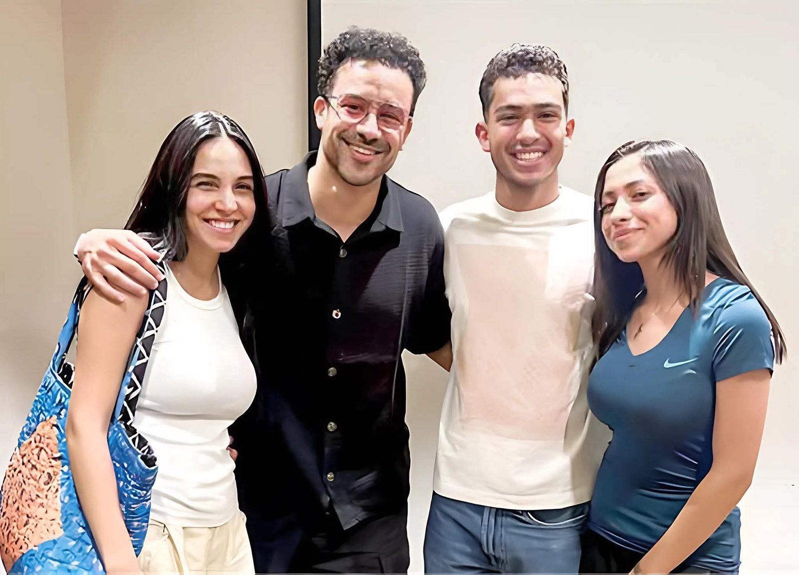 أحمد داود يكشف كواليس فيلم «إذما» ويؤكد: السينما المصرية تعيش مرحلة تنوع غير مسبوقة 4 أحمد داود يكشف كواليس فيلم «إذما» ويؤكد: السينما المصرية تعيش مرحلة تنوع غير مسبوقة